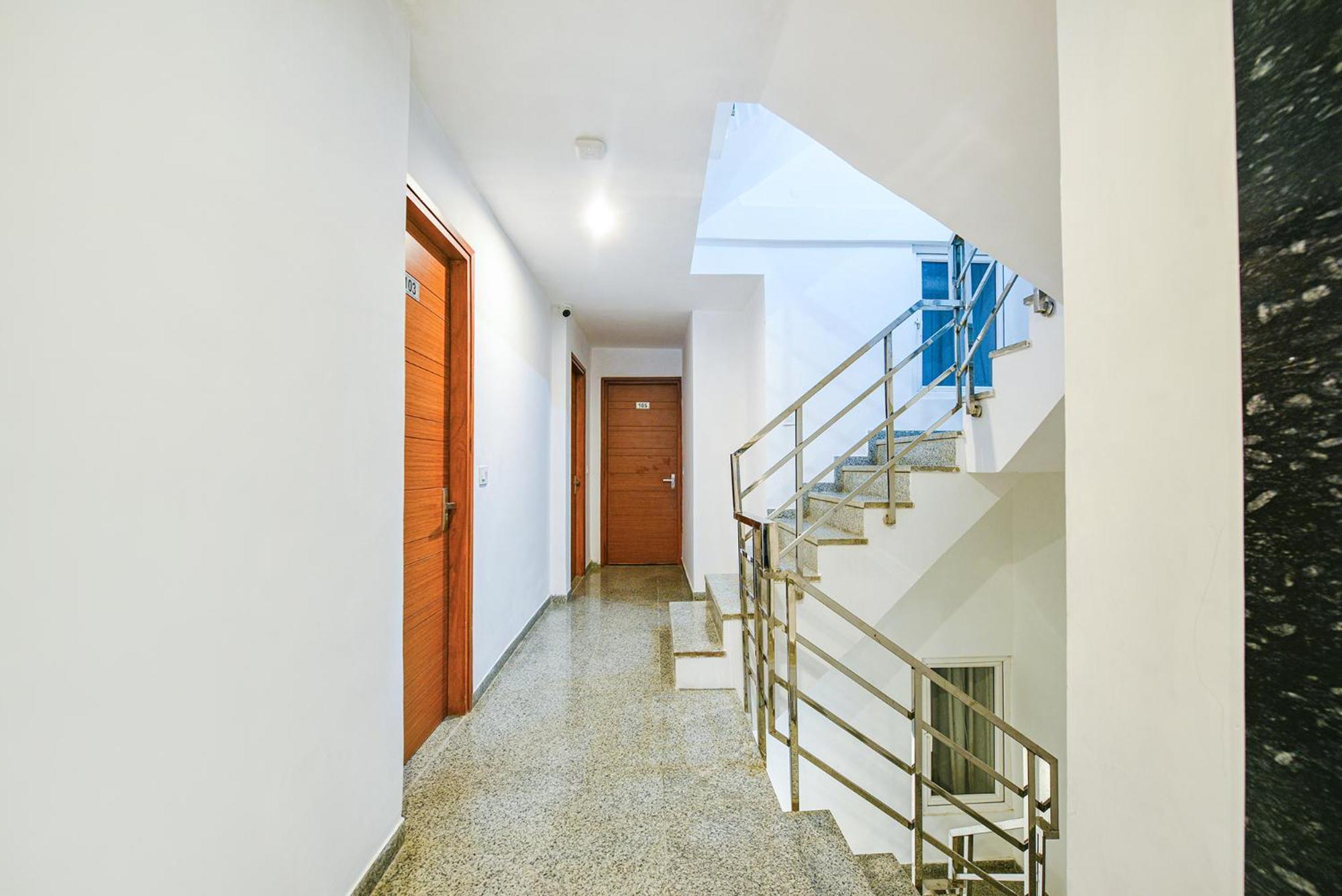 Fabhotel Sparkling - Nr Yashobhoomi Convention Centre Delhi  Exterior photo