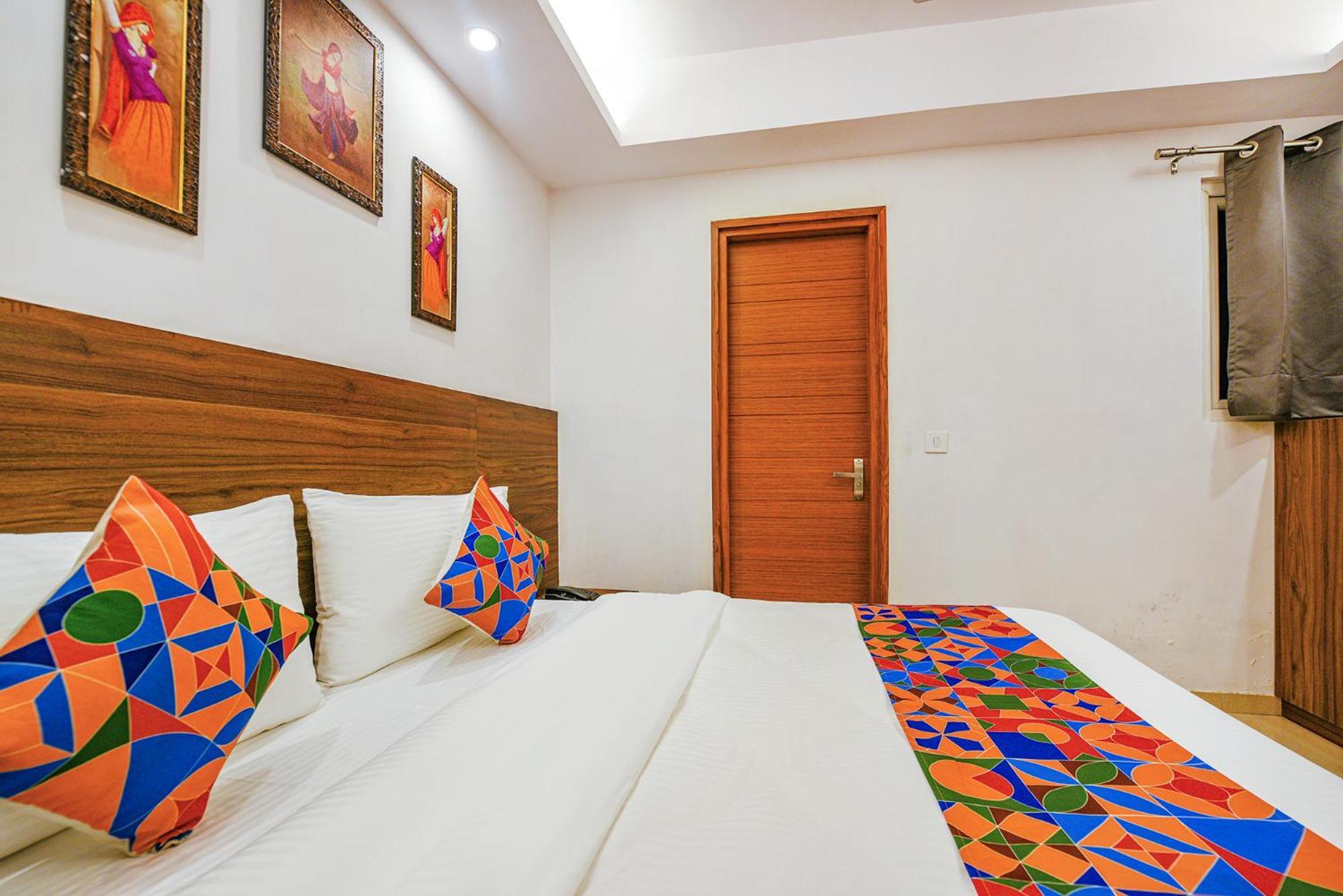 Fabhotel Sparkling - Nr Yashobhoomi Convention Centre Delhi  Exterior photo